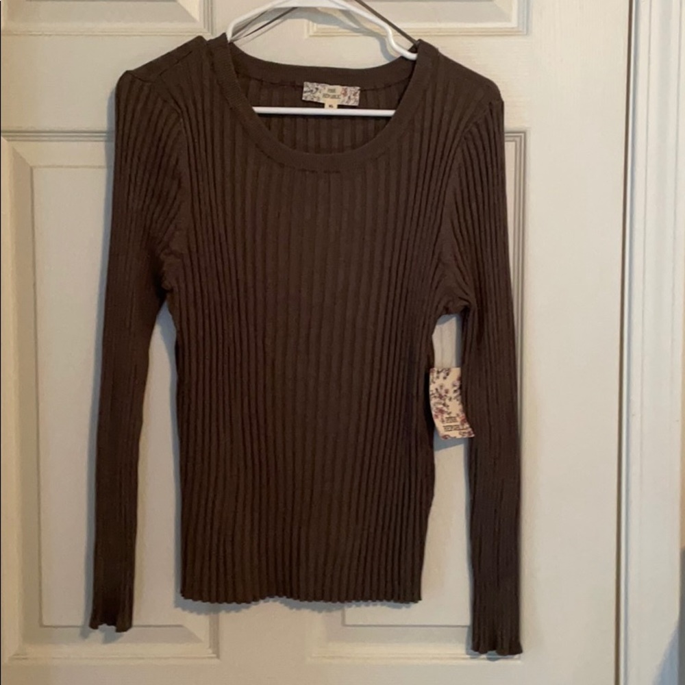 Women’s Sweater
